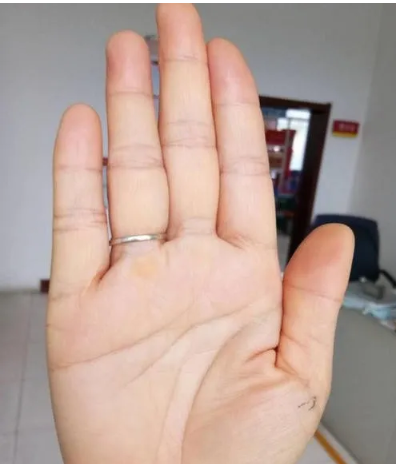 手相测试:感情线分叉很多代表什么